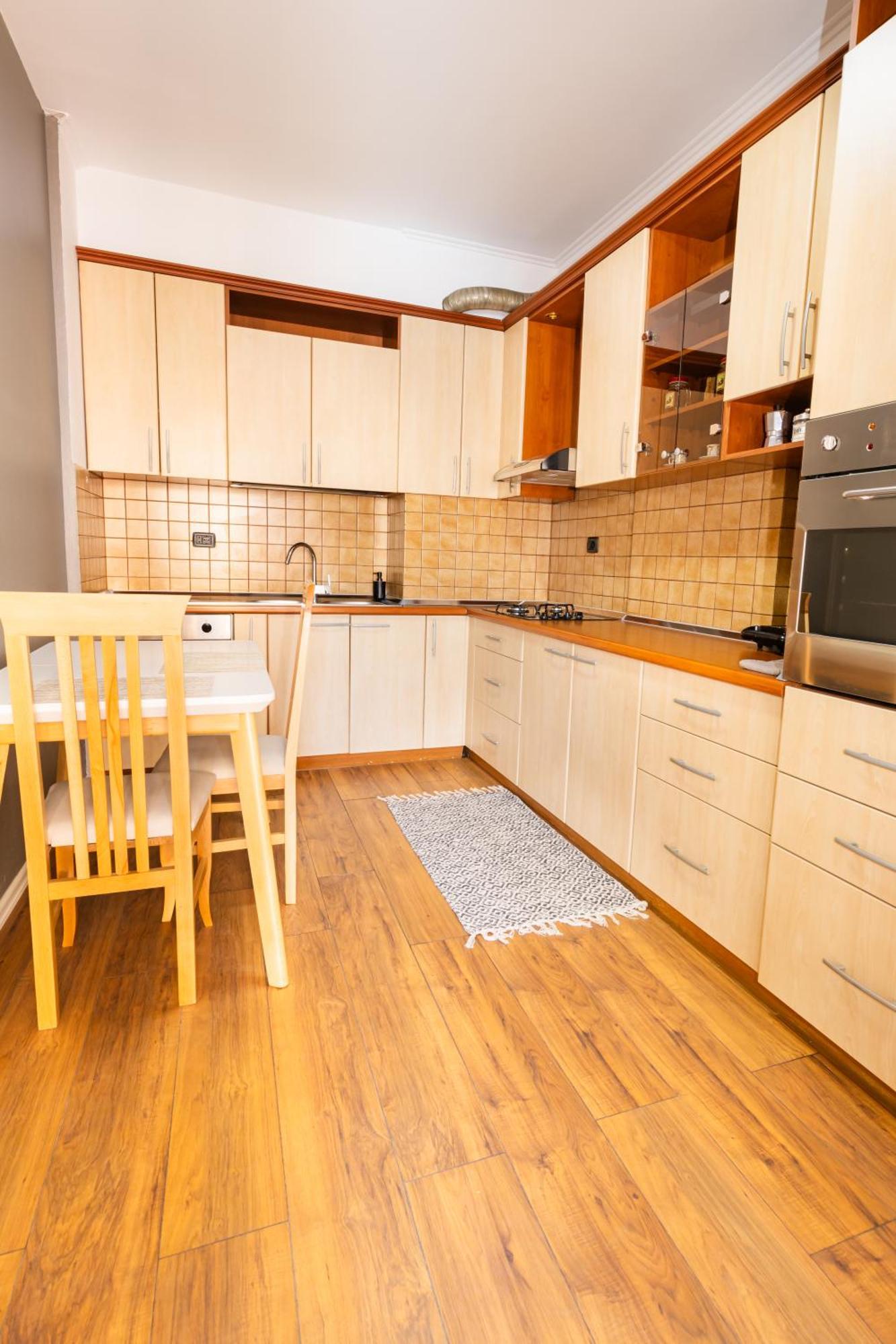 Central Cane Apartment Tirana Eksteriør billede